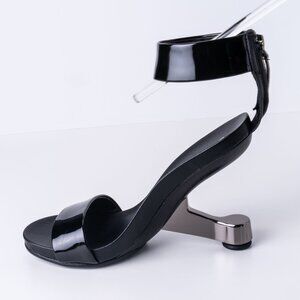 United Nude Eamz Black Patent Leather Sculptural Heel